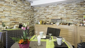 Dining - Axe Hotel (La Rochelle)