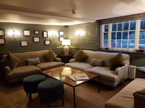 Living area - The Marquis of Cornwallis (Ipswich)