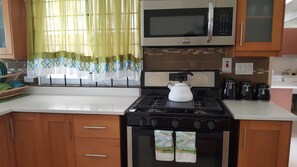 Private kitchen - Ocho Rios Villa at Coolshade IV (St. Ann's Bay)