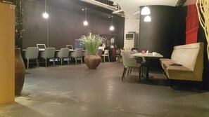 Unclassified image, 3 of 105, button - Hotel Food & Tour (Gwangju)