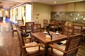 Unclassified image, 3 of 105, button - Hotel Food & Tour (Gwangju)