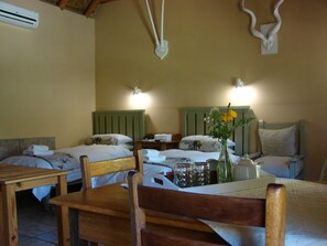 Room - De Poort Country Lodge (Oudtshoorn)