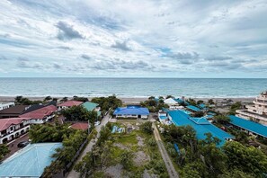 Exterior - Puerto de San Juan Beach Resort Hotel (San Juan)
