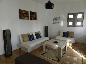 Living area - Bernard L'hermite Villa (Pointe Aux Piments)