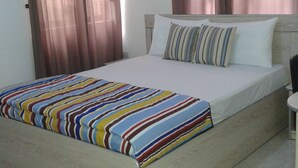 Room - Happy Villa (Trou aux Biches)