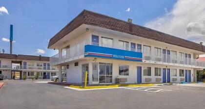 MS6 Santa Rosa NM |2 Full Beds|NS