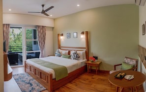 Room - The Golden Tusk (Ramnagar)