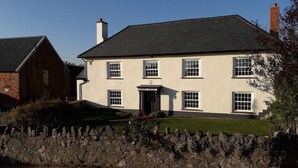 Exterior - Courtbrook Farm (Exeter)