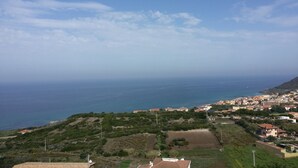 Unclassified image, 5 of 22, button - Villa La Rocca (Castelsardo)