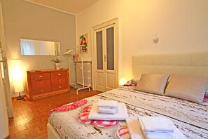 Room - Logicasa Amazing Downtown Como (Como)