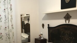 Room - Appartamenti Garibaldi (Levanto)