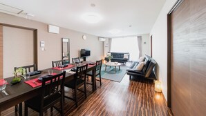 Ảnh chưa phân loại, 4 trong số 32 ảnh, nút