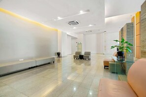 Unclassified image, 2 of 80, button - 231 TR Residence 1 (Kuala Lumpur)