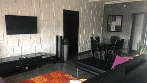 Unclassified image, 3 of 9, button - Grand Condo (Lekki)