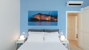 Room - Heart Lake Apartments- Verbania (Verbania)