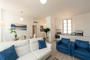 Unclassified image, 5 of 56, button - Heart Lake Apartments- Verbania (Verbania)