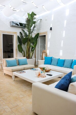 Living area - Dar Indigo (Sidi Bou Said)