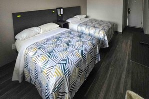 Room - Spacious 2-bed|Free Parking & WiFi (East Windsor)