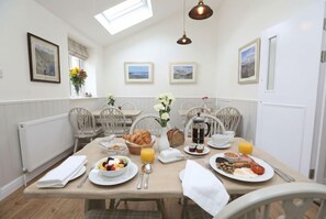 Unclassified image, 5 of 53, button - The Willow Restaurant & Cottages (Harrogate)