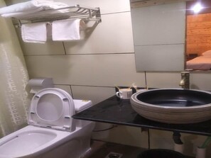 Bathroom - Nanjing Qingdelou Inn (Zhangzhou)