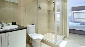 Bathroom - Hill House 1 Bedroom (Cape Town)