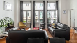 Unclassified image, 5 of 30, button - Lv Premier Baixa Fi (Lisbon)
