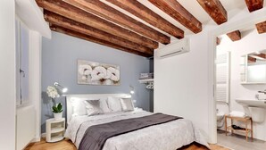 Immagine non classificata, 2 di 23, pulsante
