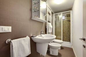 Bathroom - Marco Polo Venice (Venice)