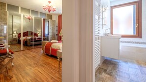 Ảnh chưa phân loại, 2 trong số 35 ảnh, nút