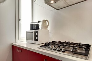 Unclassified image, 2 of 18, button - Venice Elegance (Venice)