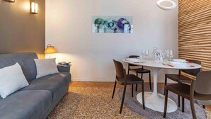 Ảnh chưa phân loại, 3 trong số 56 ảnh, nút