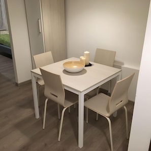Dineren