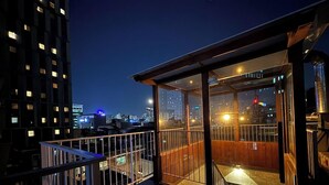 Unclassified image, 3 of 60, button - Le Lit (Seoul)
