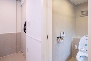 Bathroom - Le Lit (Seoul)