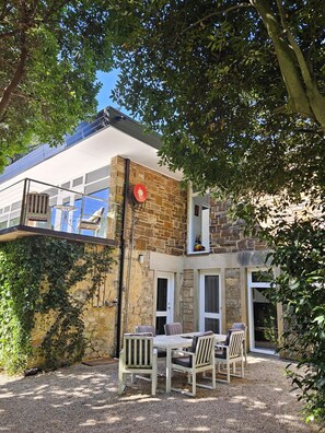 Outdoor dining - Breathtaking house in Crafers West - sleeps 10 (Crafers West)
