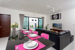 Unclassified image, 3 of 51, button - Thai-themed 3BR Boutique Villa by Intira (Rawai)