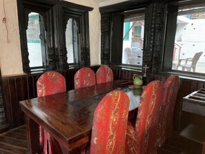 Dining - The Cottage Jeolikot by Opensky (Nainital)