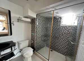 Bathroom - NBS Resorts (Krung Thep Maha Nakhon)