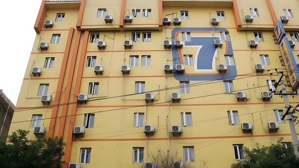 Immagine non classificata, 1 di 35, pulsante