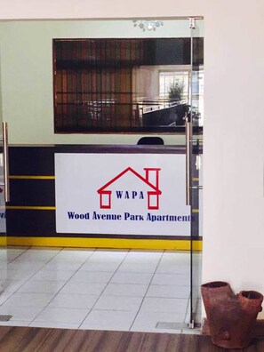Lobby - Geomara Wood Ave Park Apt 34 (Nairobi)