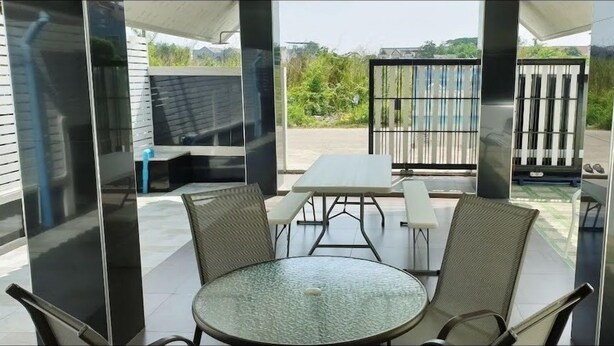 Outdoor dining - Ban Sasithorn Huahin (Hua Hin)
