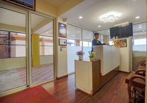 Lobby - Mahaveer B&B (Shimla)