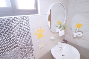 Bathroom - Suei Yuan B&B 2 (Hengchun)