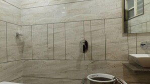 Bathroom - Alka Hotel (Ahmedabad)
