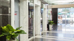 Ảnh chưa phân loại, 4 trong số 39 ảnh, nút