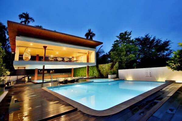 รูปภาพที่ไม่ได้จัดประเภท, 1 จาก 53, ปุ่ม