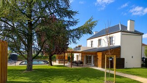 Exterior - Petit Bourg Vacation Rental (Les Herbiers)