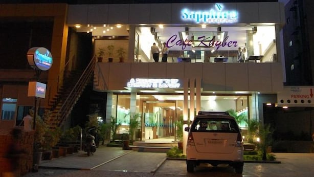 Exterior - Capital O 33294 Hotel Sapphire Regency (Vadodara)