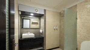 Bathroom - Capital O 33294 Hotel Sapphire Regency (Vadodara)