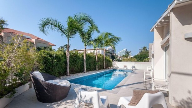 Unclassified image, 1 of 30, button - Magical Villa in Herzliya (Herzliya)